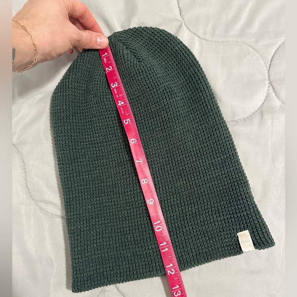 Vuori Alpine Waffle Beanie in Aspen (Green) Unisex One Size - Picture 7 of 9